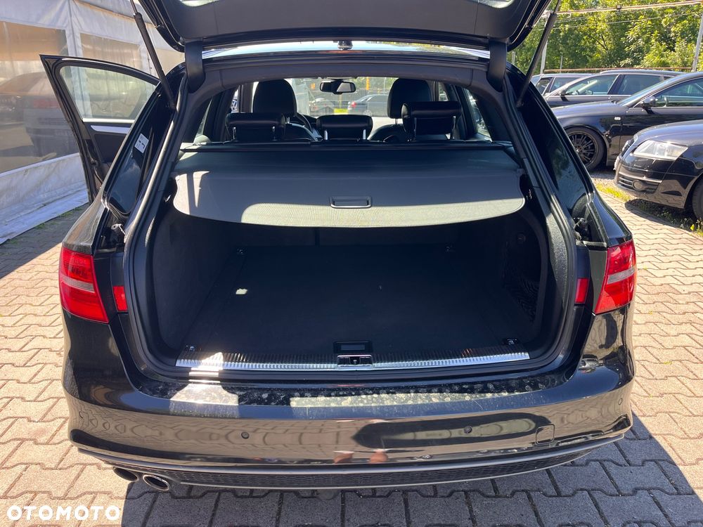 Audi A4 Avant 2.0 TDI DPF multitronic S line Sportpaket - 9