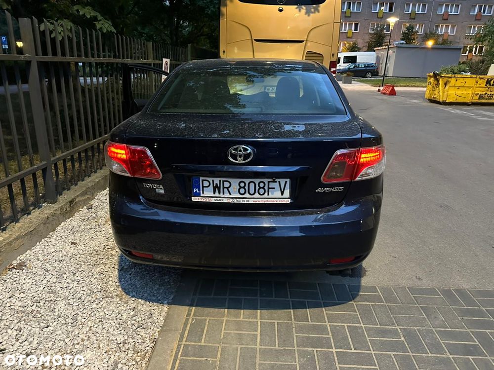 Toyota Avensis 2.2 D-4D Platinium - 2