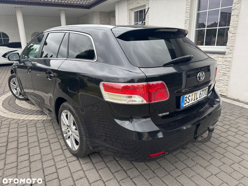 Toyota Avensis 2.2 D-CAT Executive - 4