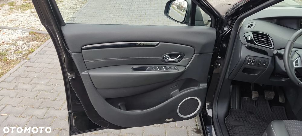 Renault Scenic 1.6 dCi Energy Privilege - 24