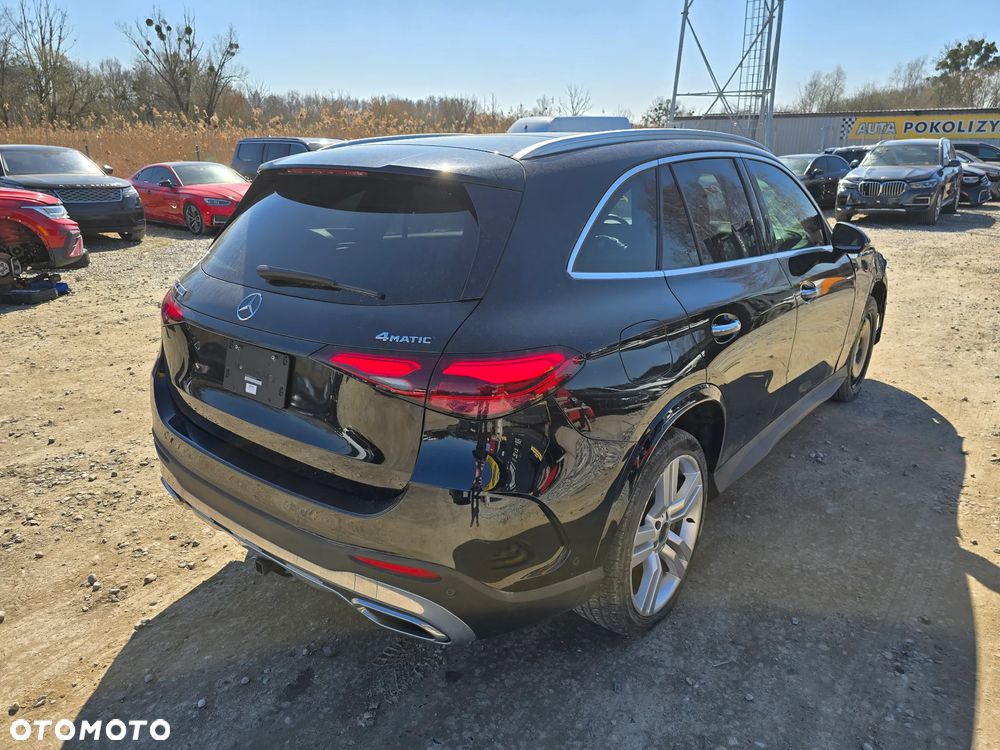 Mercedes-Benz GLC 300 4Matic 9G-TRONIC Edition Avantgarde - 4