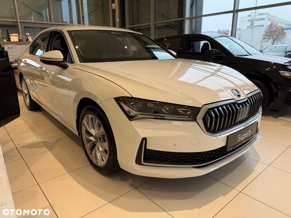 Skoda Superb 2.0 TSI Edition 130 DSG - 2