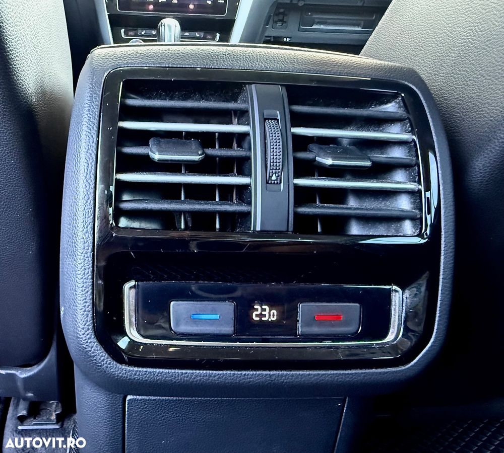Volkswagen Passat 2.0 TSI 4Motion DSG Highline - 34