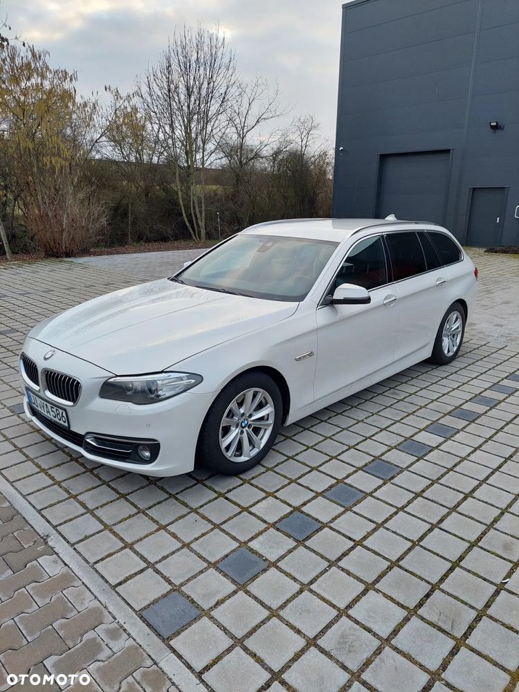 BMW Seria 5 520d Luxury Line - 1