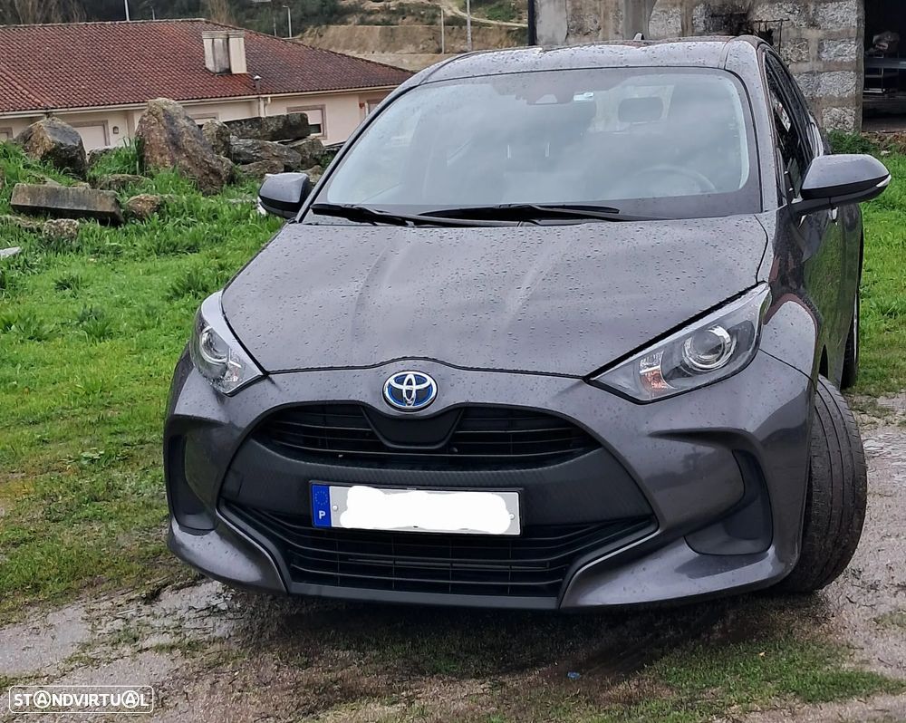 Toyota Yaris 1.5 HSD Comfort - 1