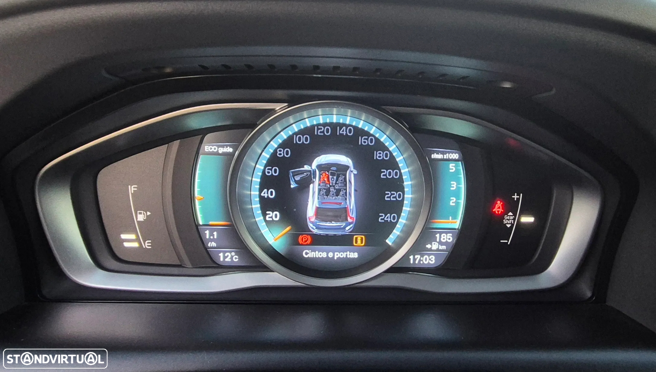 Volvo XC 60 2.0 D4 VOR - 18