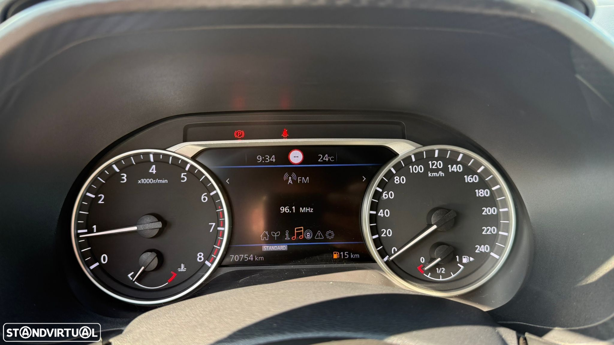 Nissan Juke 1.0 DIG-T Kiiro - 31