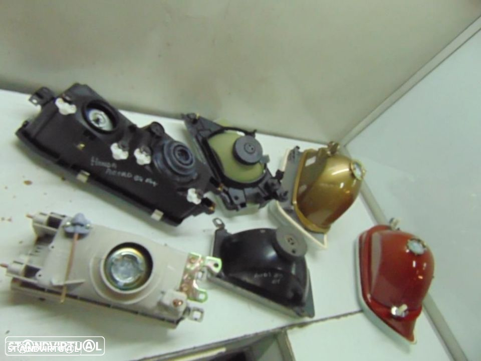 Honda Acord 1984 farol - 10