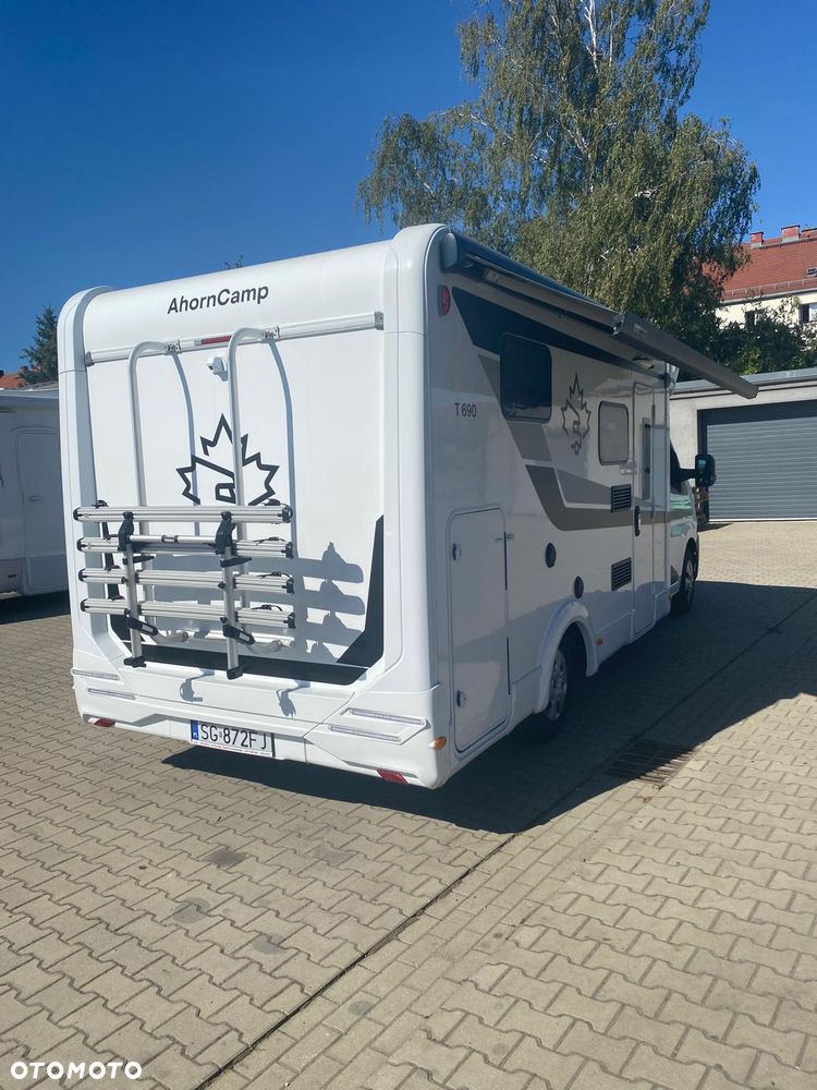 Renault Master Ahorn Camp T690 2026 r. LAIKA CARAVANS - 3