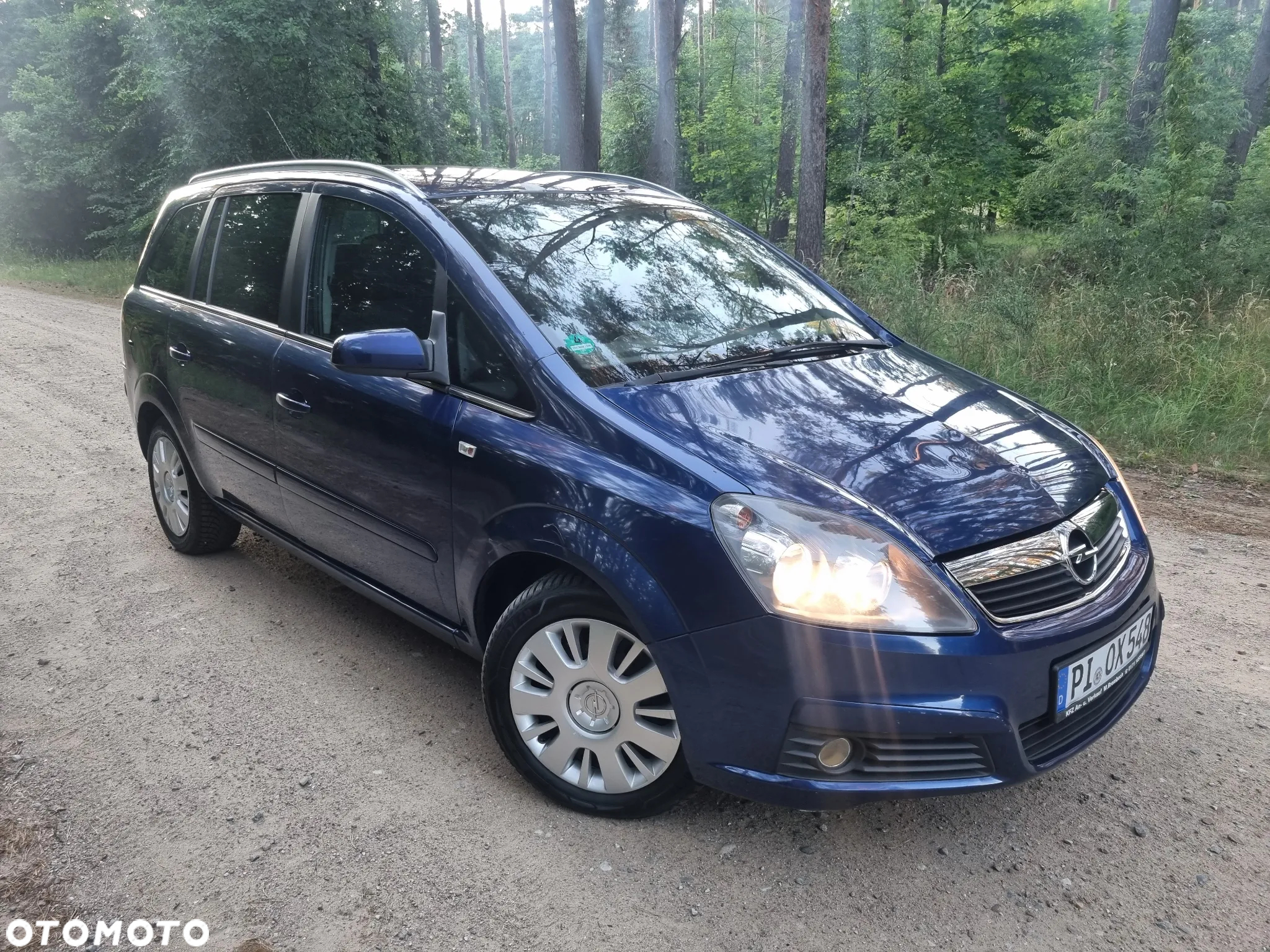 Opel Zafira 1.9 CDTI Automatik - 27