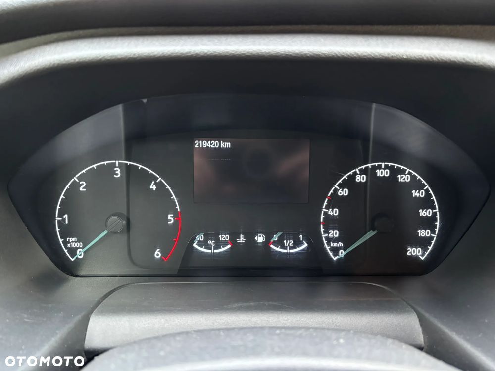 Ford Transit Custom - 13