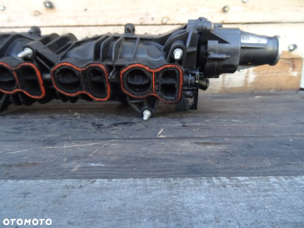 KOLEKTOR SSĄCY do BMW E90 E92 E93 70 F07 F10 3.0d N57 D30A 7811909 851947402 8570791 - 9