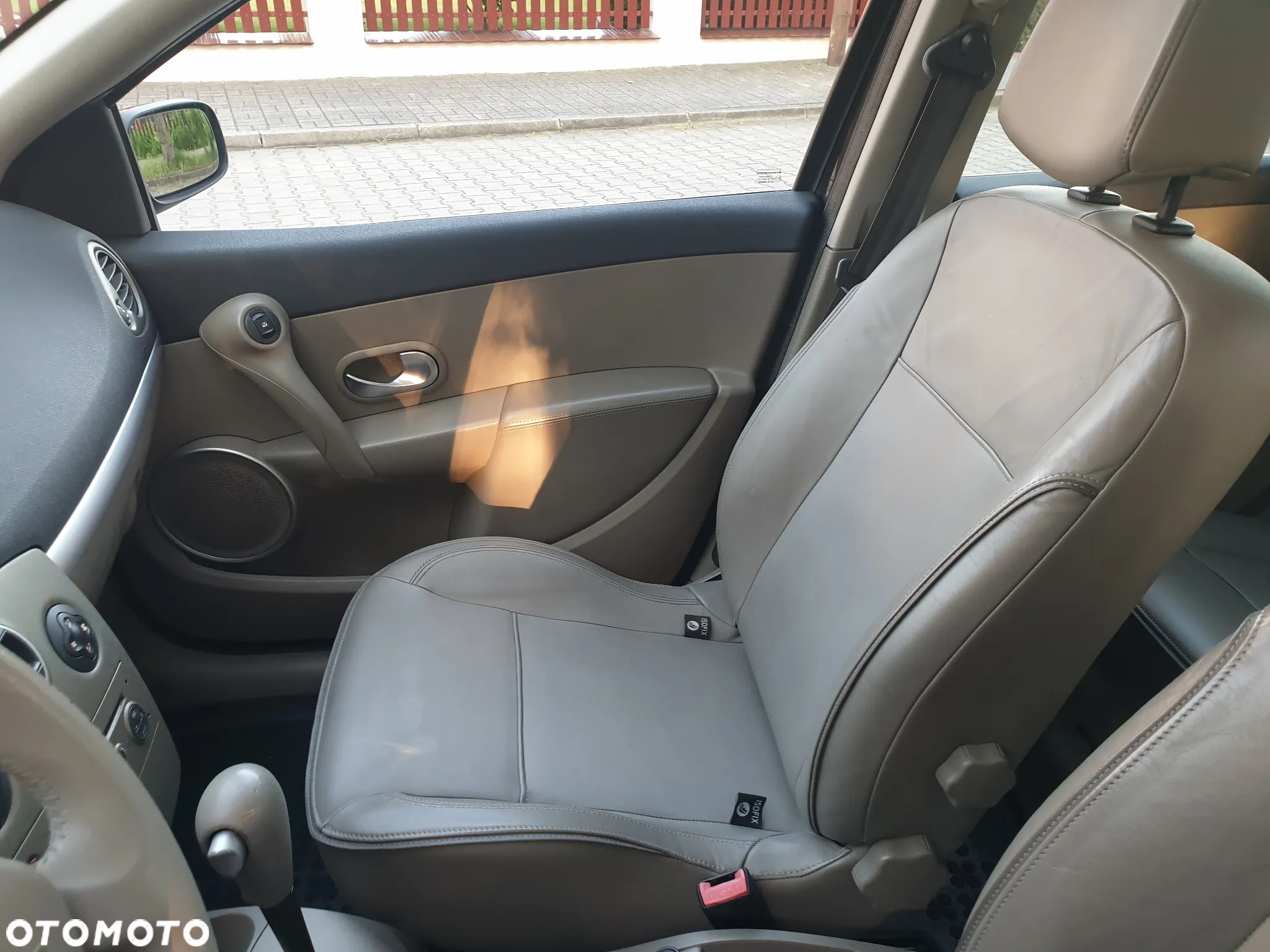 Renault Clio - 20