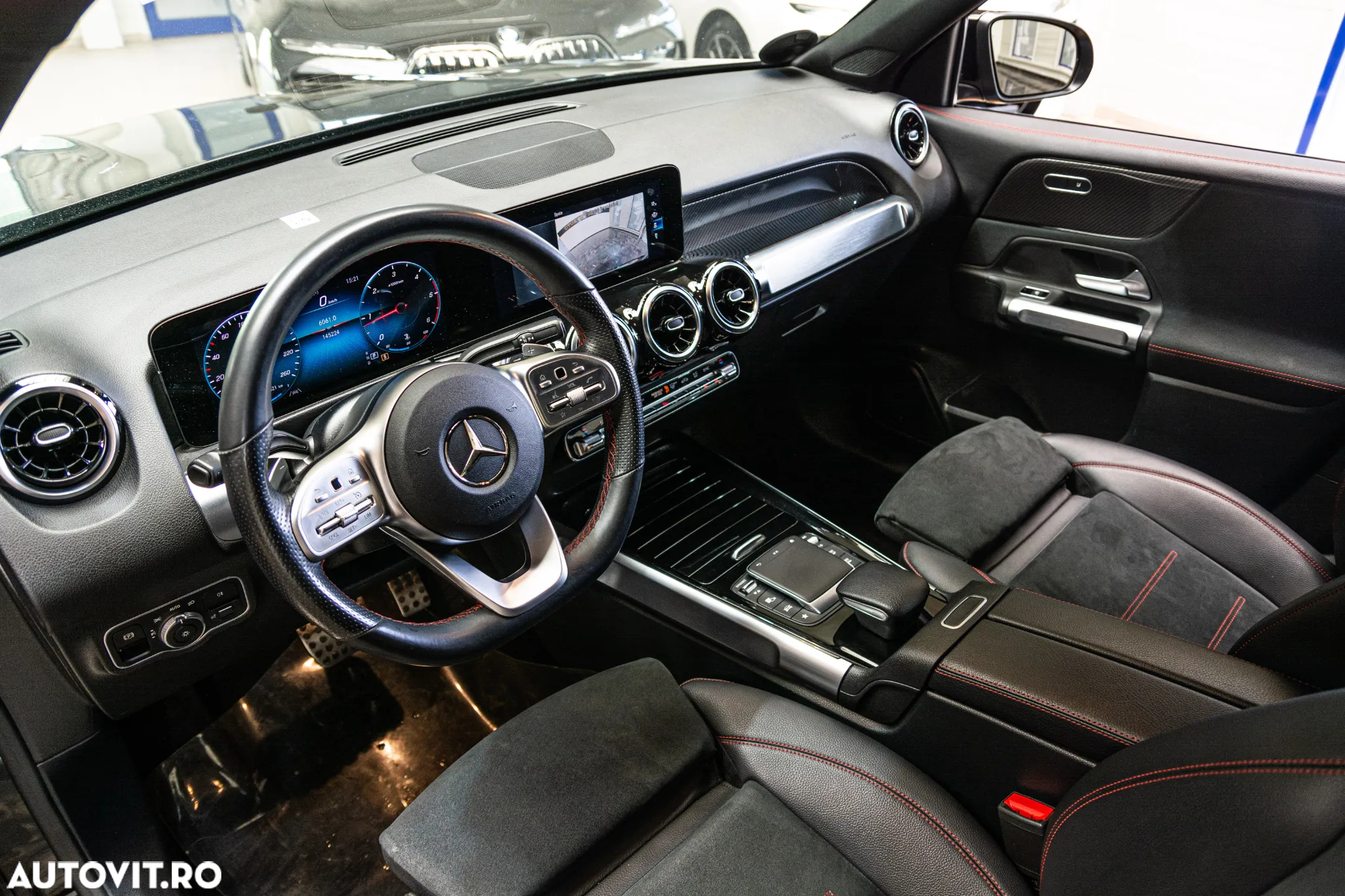 Mercedes-Benz GLB 200 d 8G-DCT AMG Line - 5