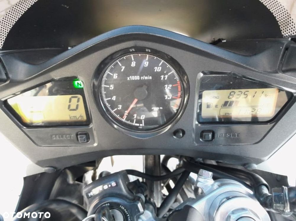 Honda VFR - 11