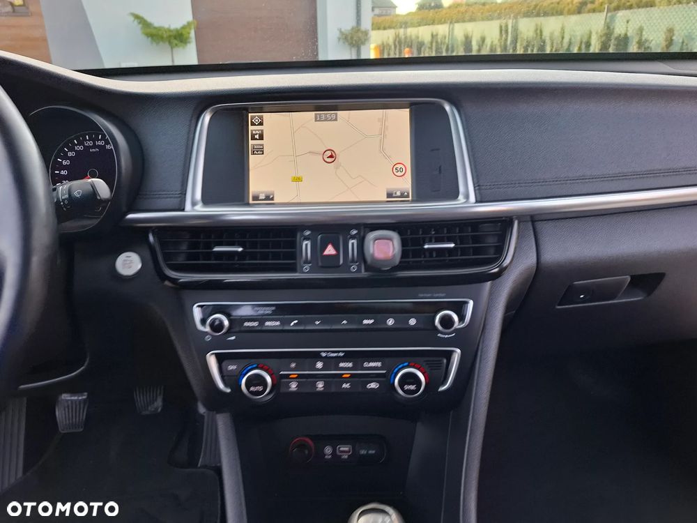 Kia Optima Sportswagon 1.7 CRDI Business - 24