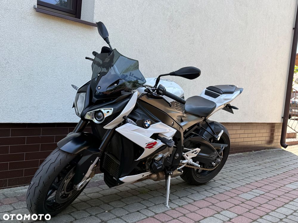 BMW S - 11