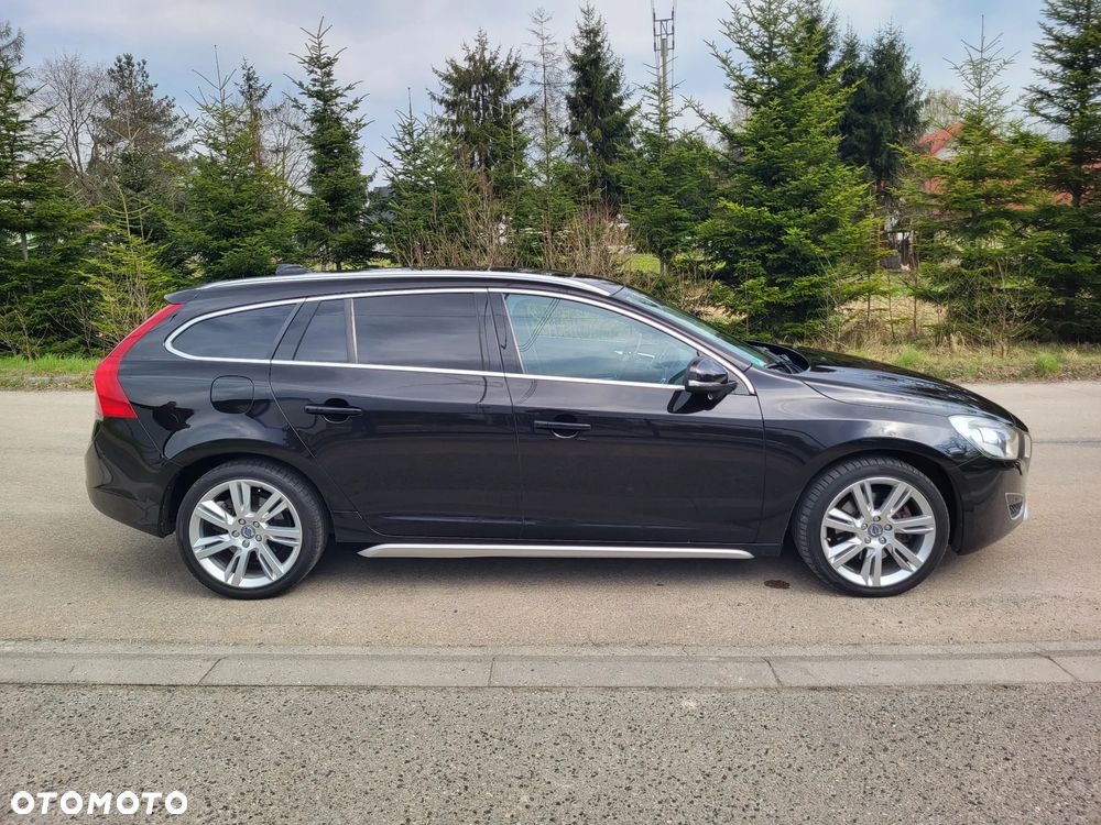 Volvo V60 D5 Geartronic Summum - 6