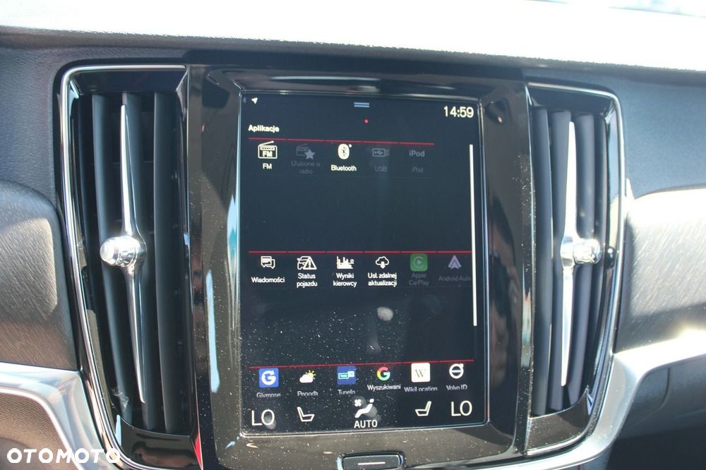 Volvo V90 Cross Country D4 AWD - 28