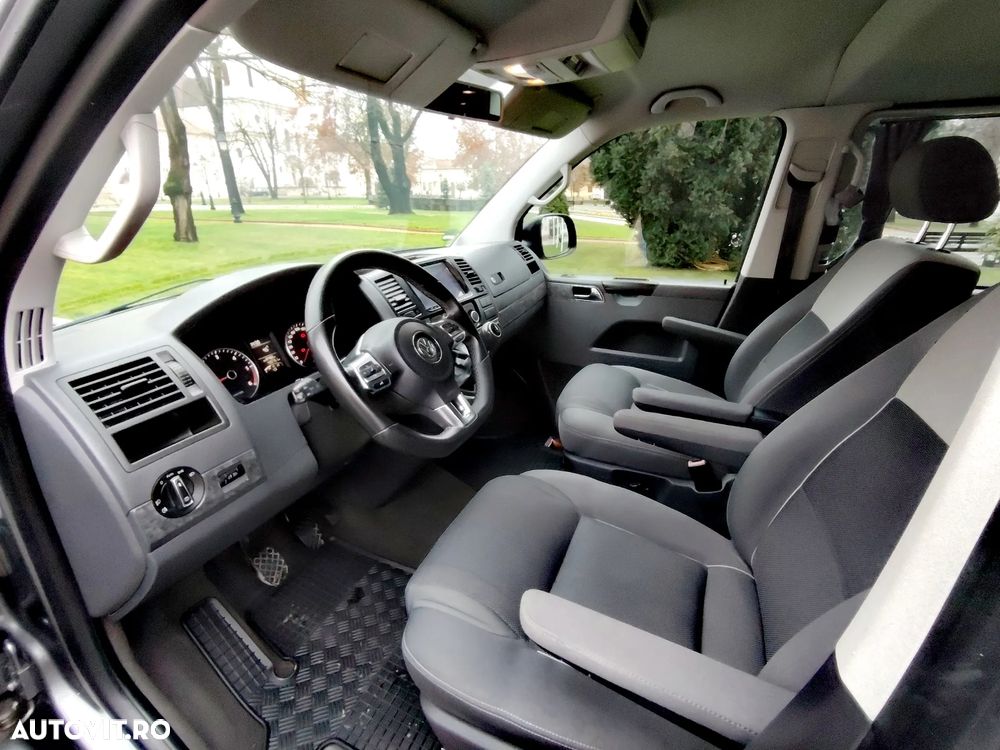 Volkswagen Multivan - 8