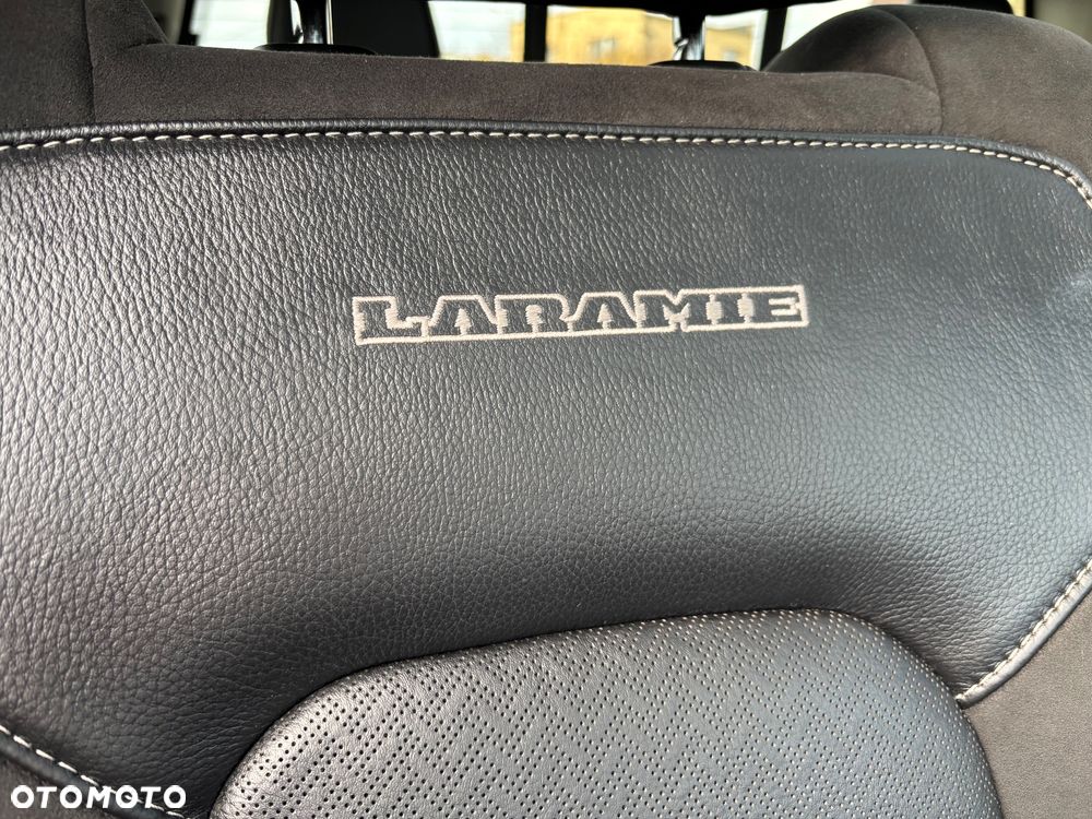 RAM 1500 Quad Cab Laramie - 40