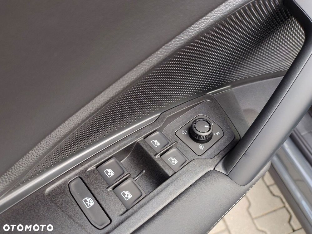 Volkswagen Tiguan - 34