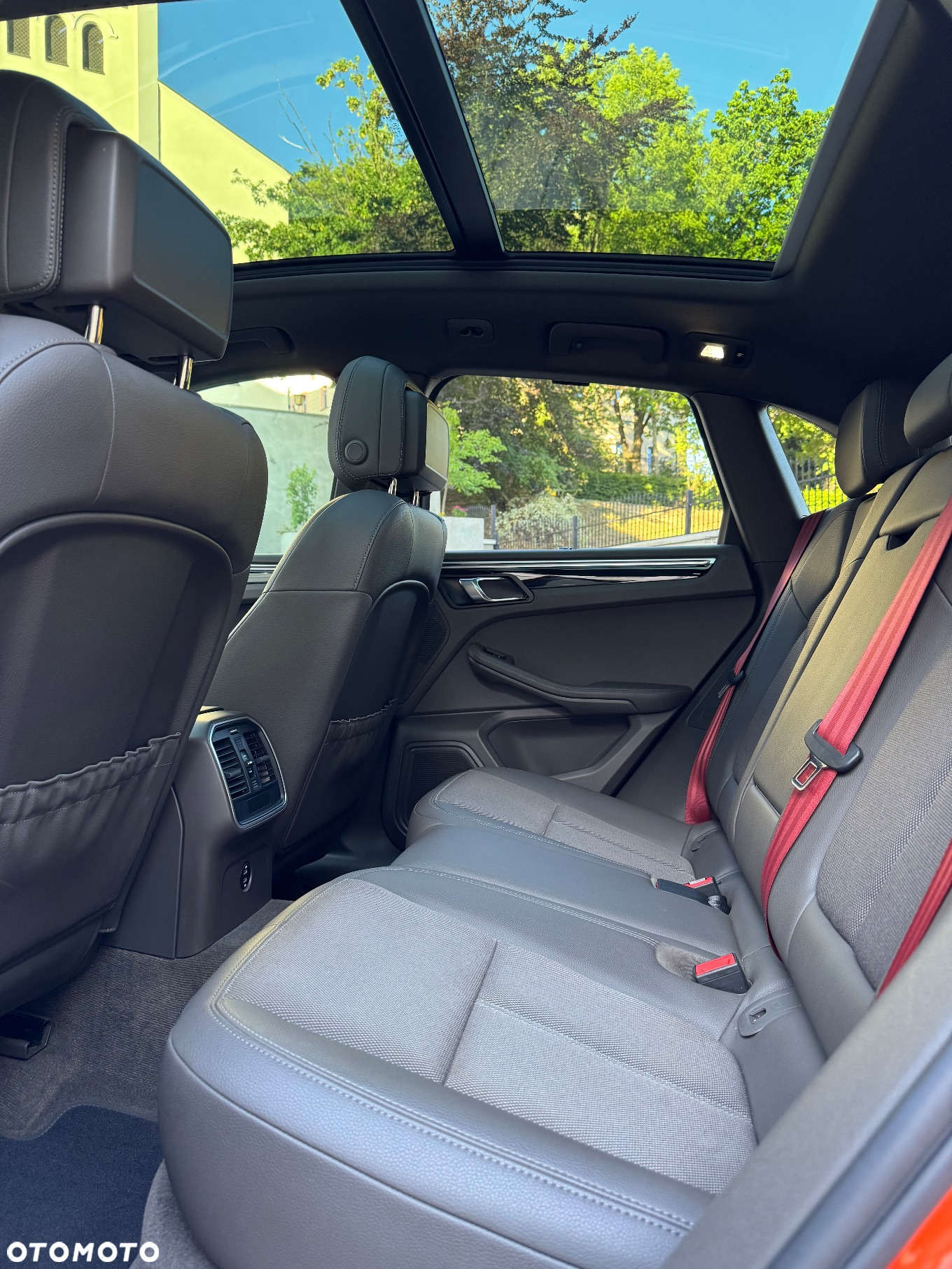 Porsche Macan - 15