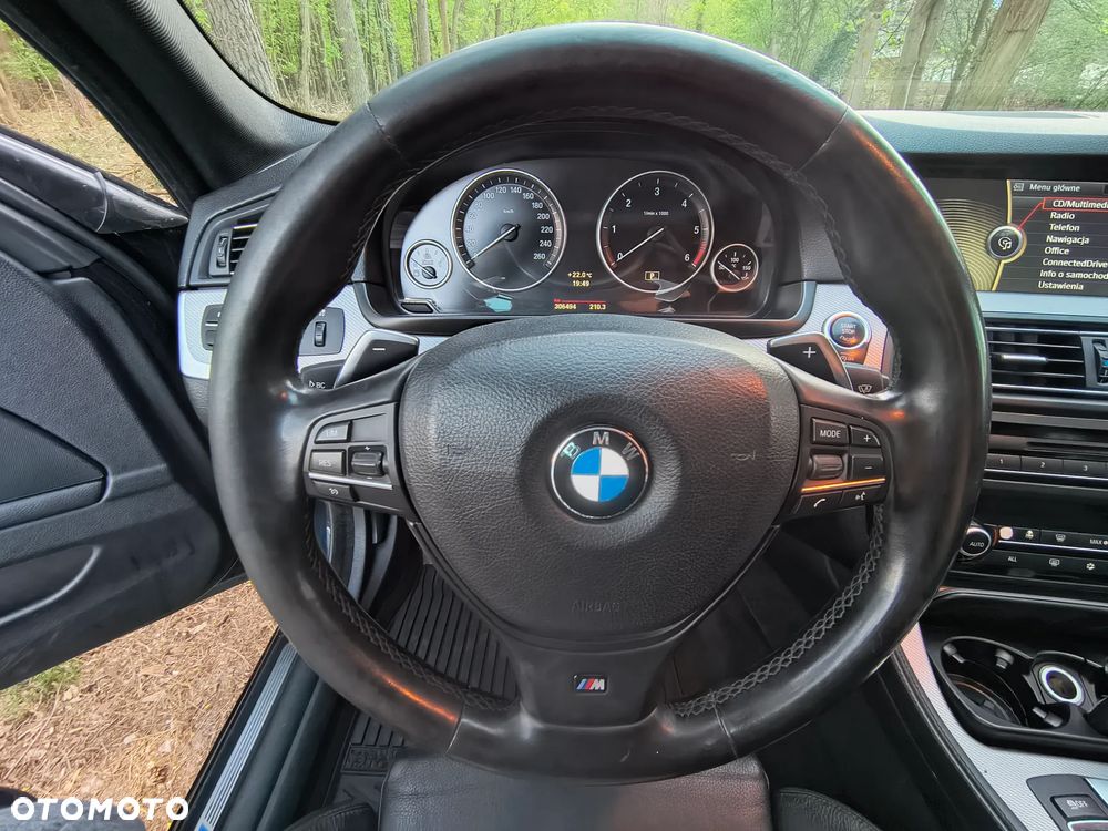 BMW Seria 5 530d xDrive - 16