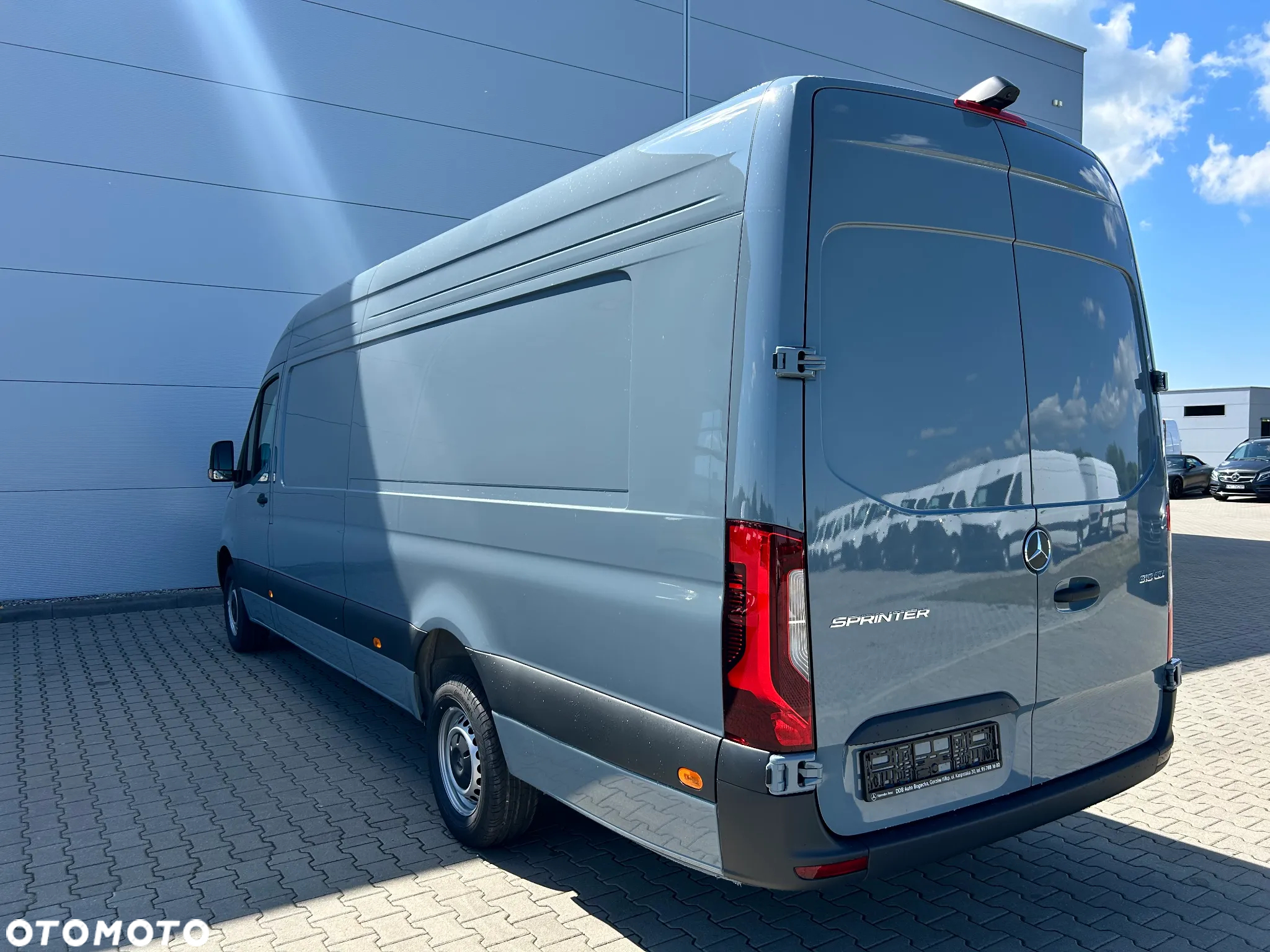 Mercedes-Benz SPRINTER 319 CDI FURGON EKSTRA DŁUGI - 18
