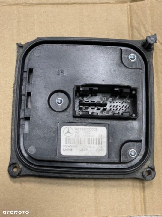 Mercedes LED moduł e212 CLS 218 c204 lift przetwornica  led moduł  A2189000002 - 1