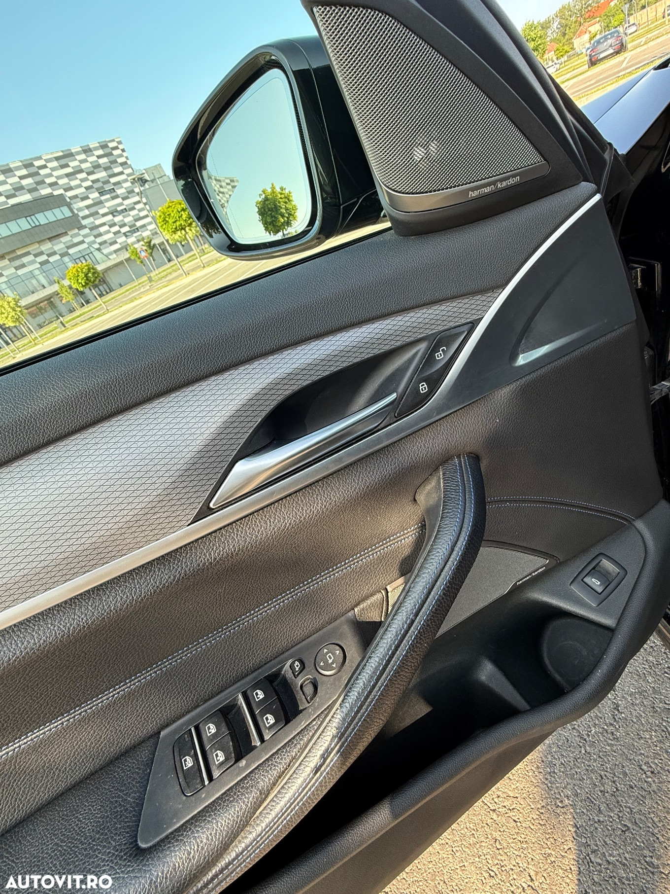 BMW Seria 5 520d xDrive AT - 20