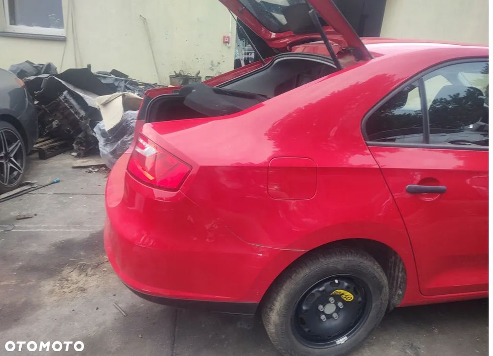 SEAT TOLEDO IV BŁOTNIK TYŁ LEWY PRAWY 2016 - 6