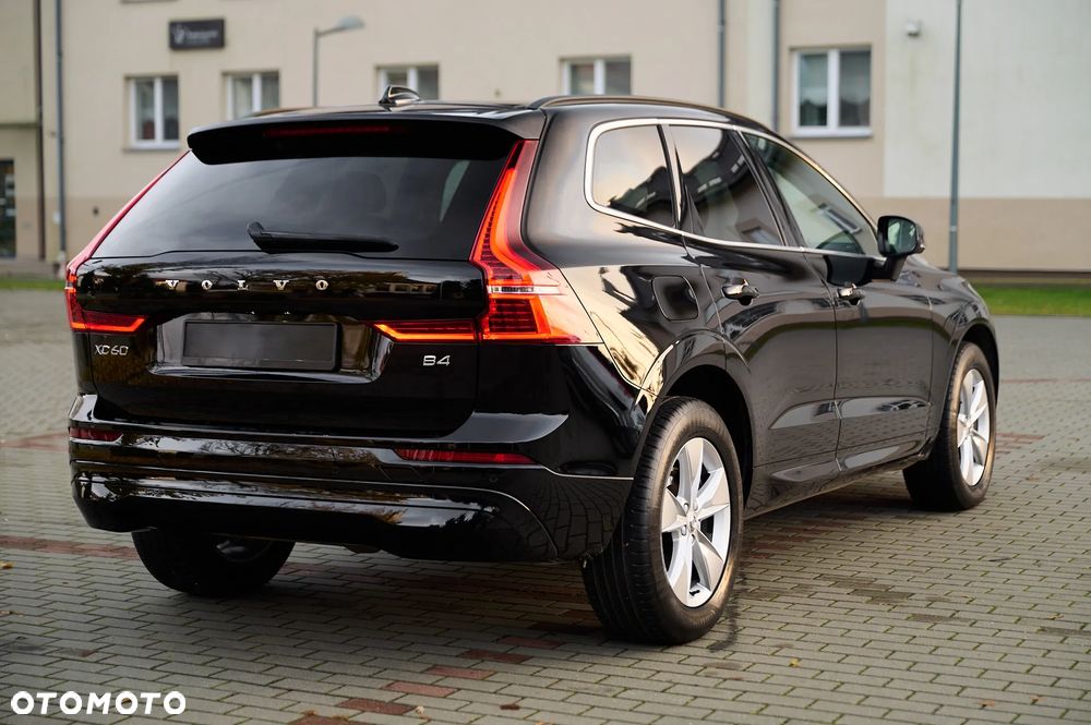 Volvo XC 60 D4 Momentum Pro - 13
