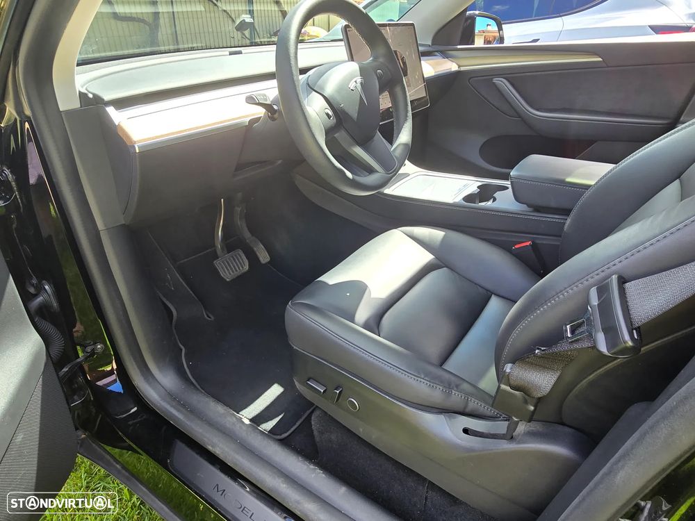 Tesla Model Y Standard - 8