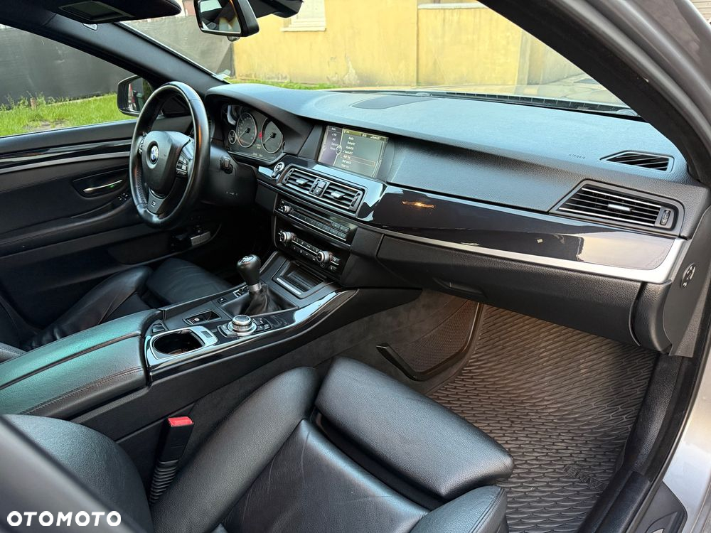 BMW Seria 5 520d Efficient Dynamics Edition - 17
