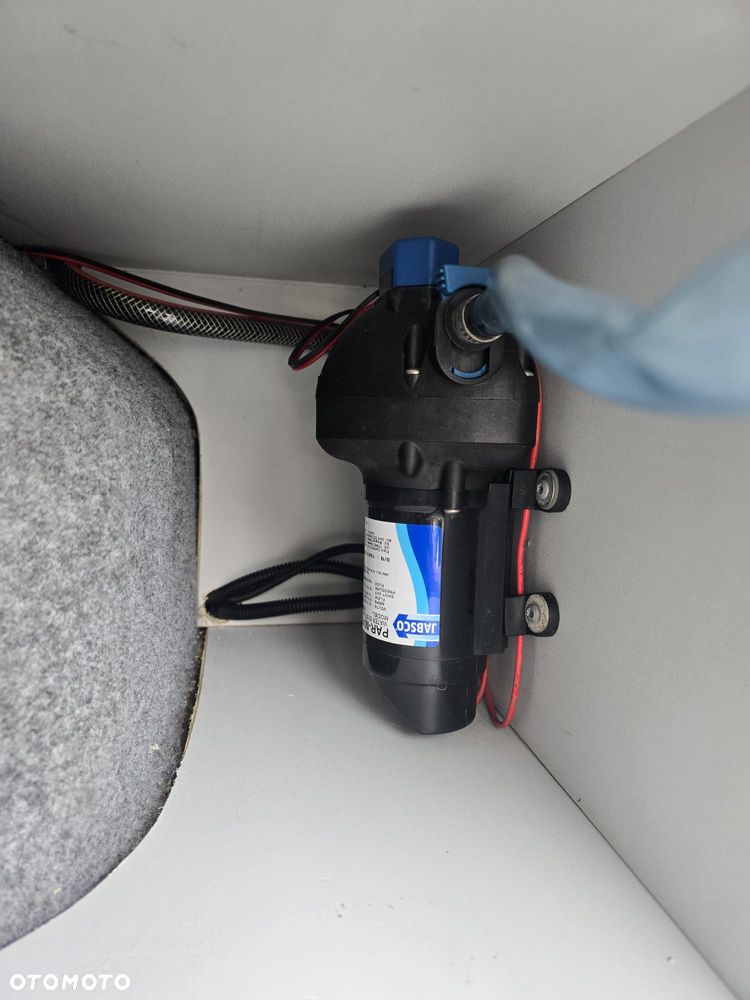 Ford TRANSIT CONNECT - 13