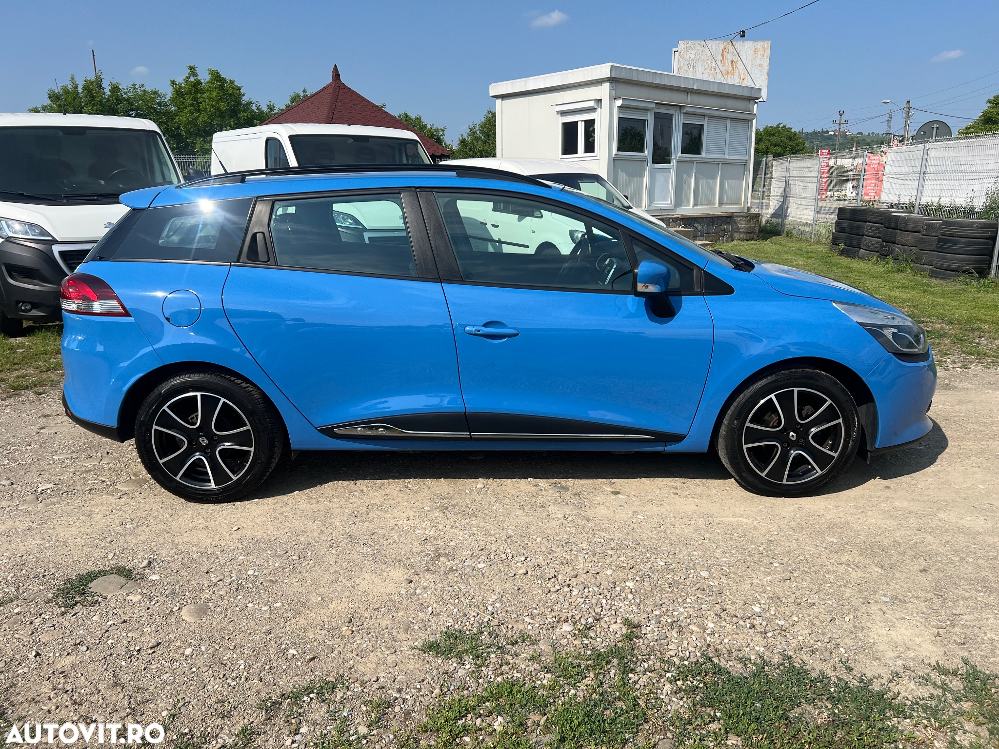 Renault Clio (Energy) dCi 90 Start & Stop INTENS - 4