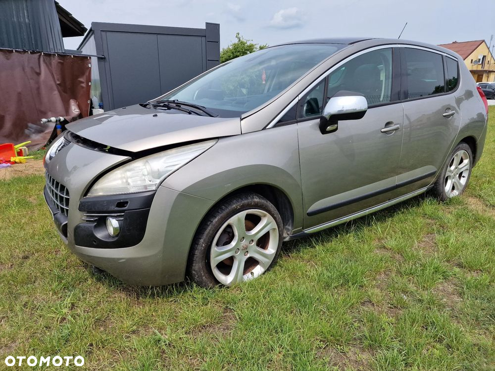 Peugeot 3008 2.0 HDi Premium - 4