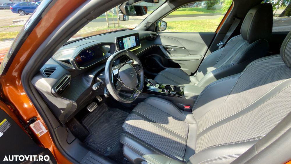 Peugeot 2008 e-2008 GT - 5