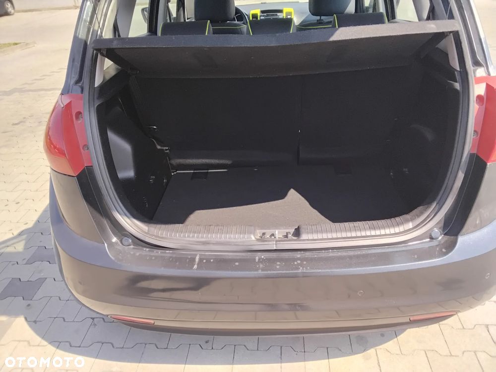 Kia Venga 1.4 L - 4