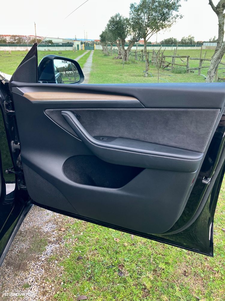 Tesla Model Y Tração Traseira - 14