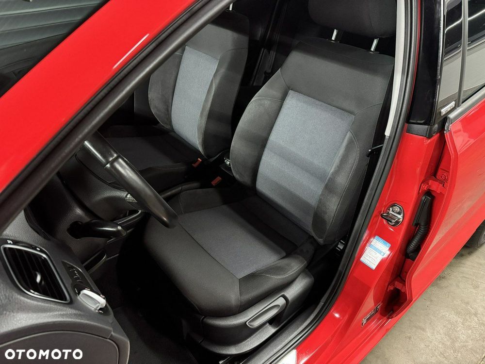 Volkswagen Polo - 11