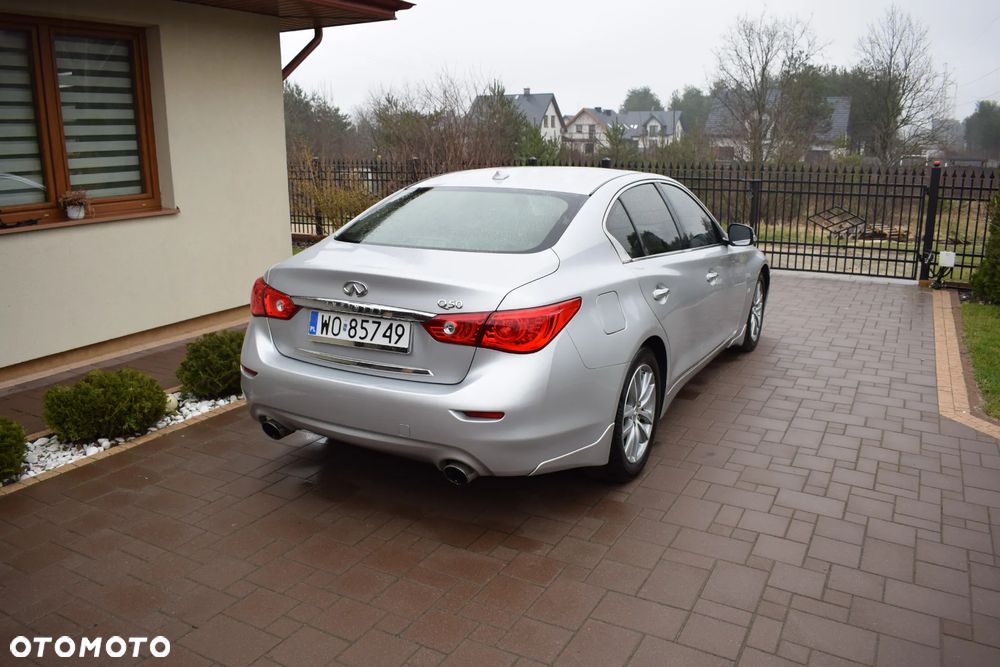 Infiniti Q50 2015