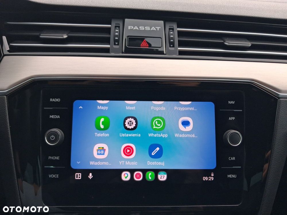 Volkswagen Passat - 38
