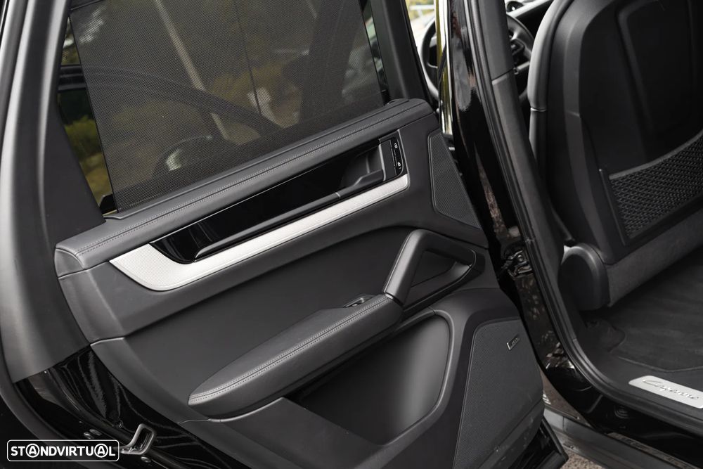 Porsche Cayenne E-Hybrid - 25