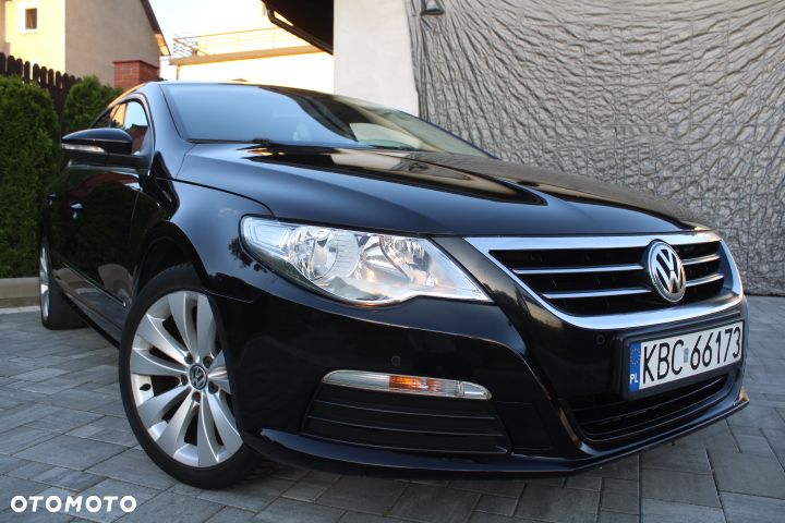 Volkswagen Passat CC - 11