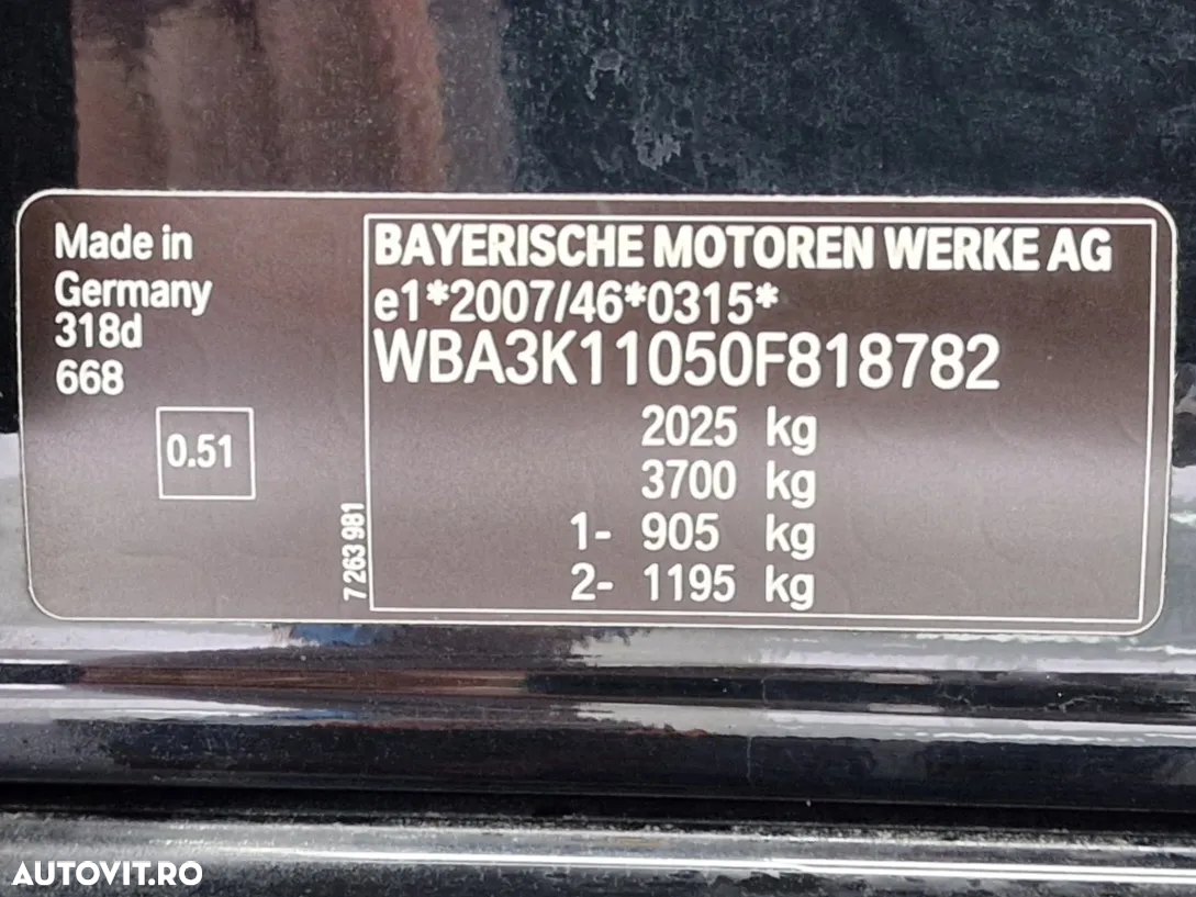 BMW Seria 3 318d - 30