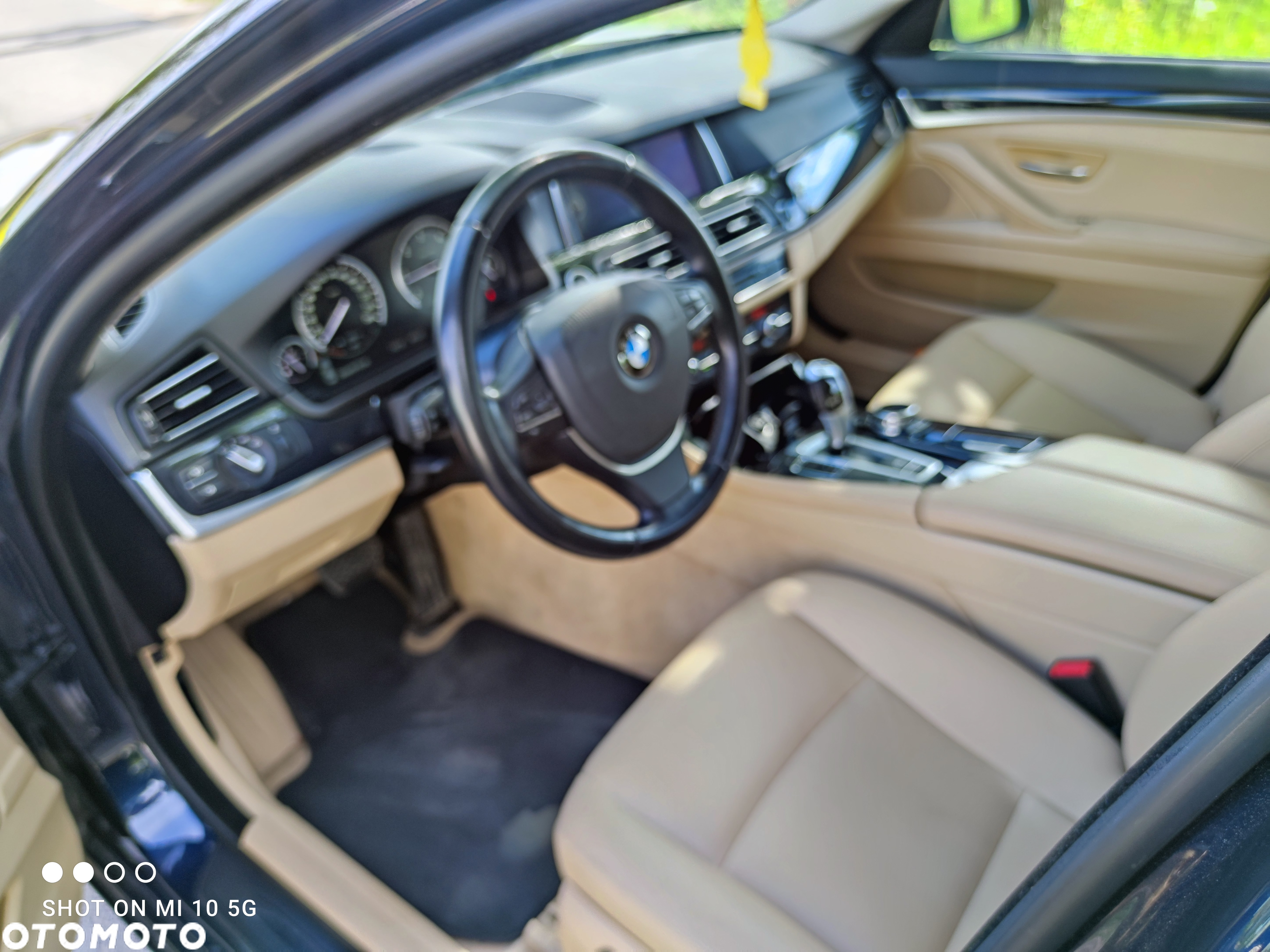 BMW Seria 5 520d Touring - 10