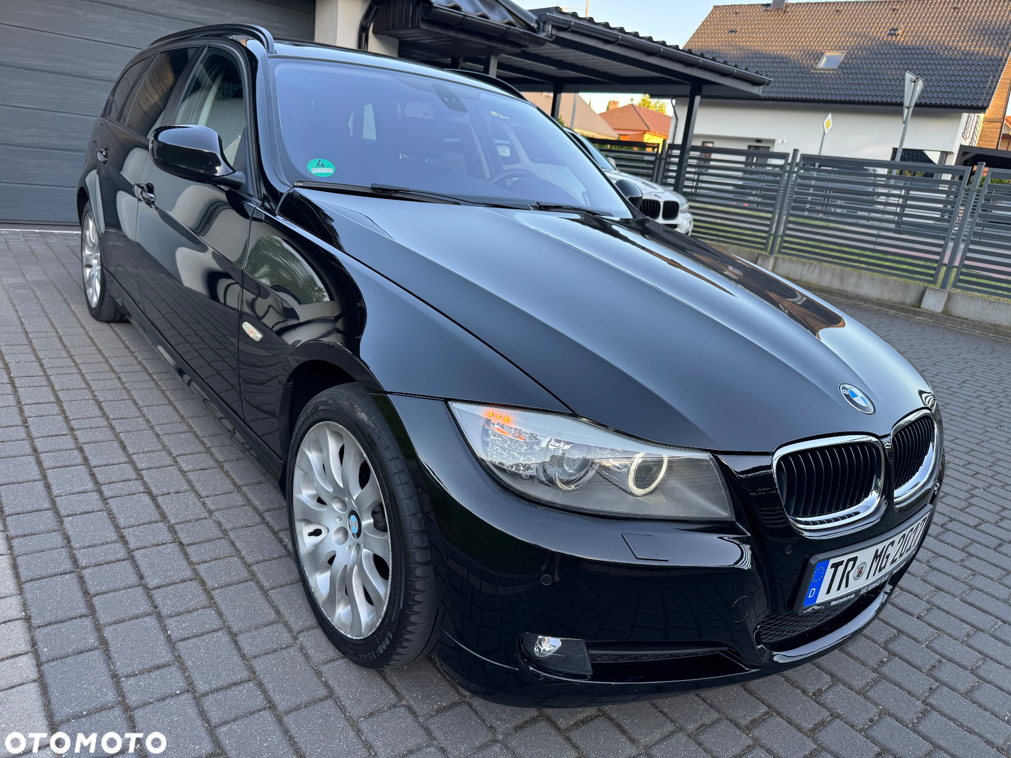 BMW Seria 3 318d - 34