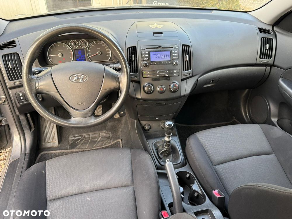 Hyundai i30 1.4 Classic + - 13